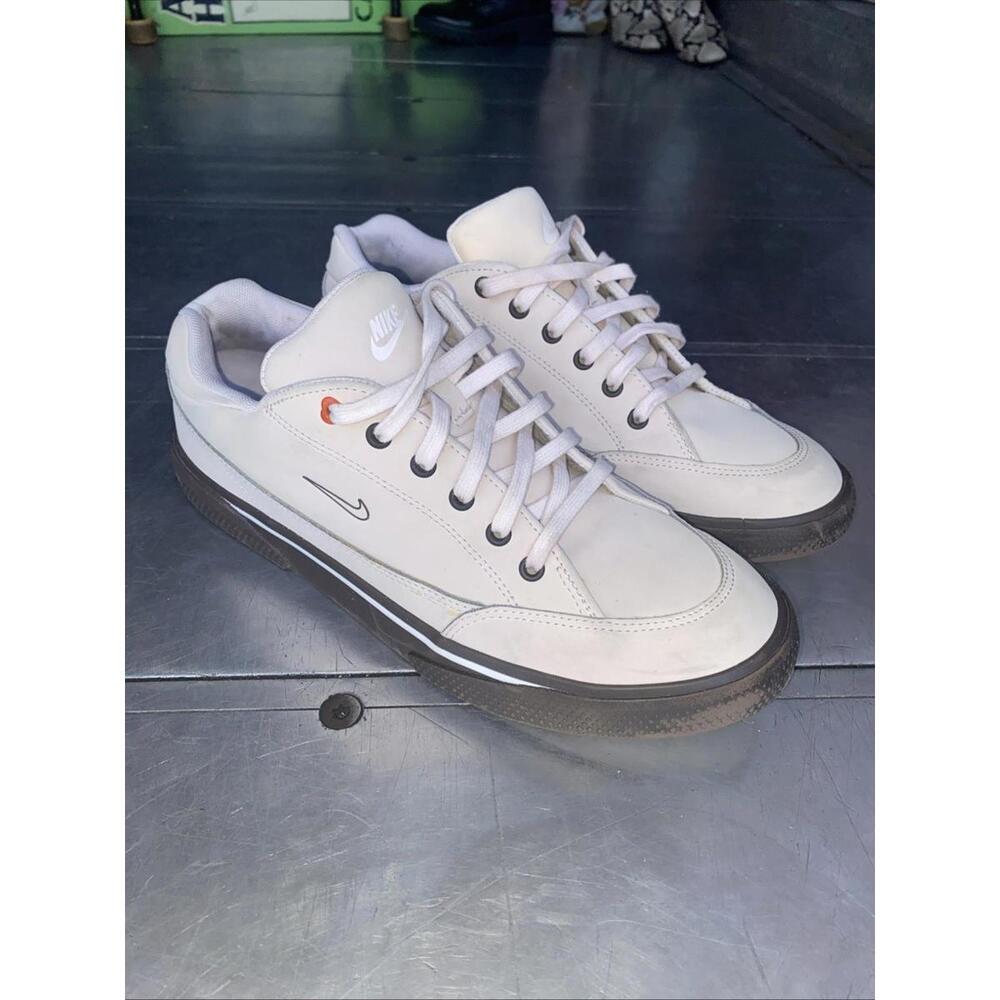 Size 10 - Nike GTS 97 Valentine's Day Sneakers